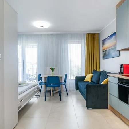 Perla Mierzei Piamola, Bezplatne Solarium Штутово