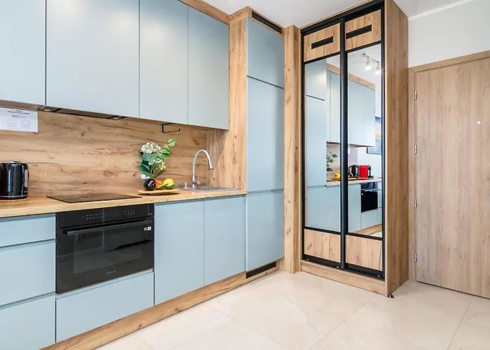 Perla Mierzei Piamola, Bezplatne Solarium * Sztutowo