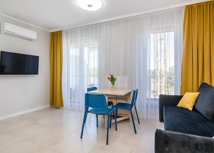 Perla Mierzei Piamola, Bezplatne Solarium Штутово